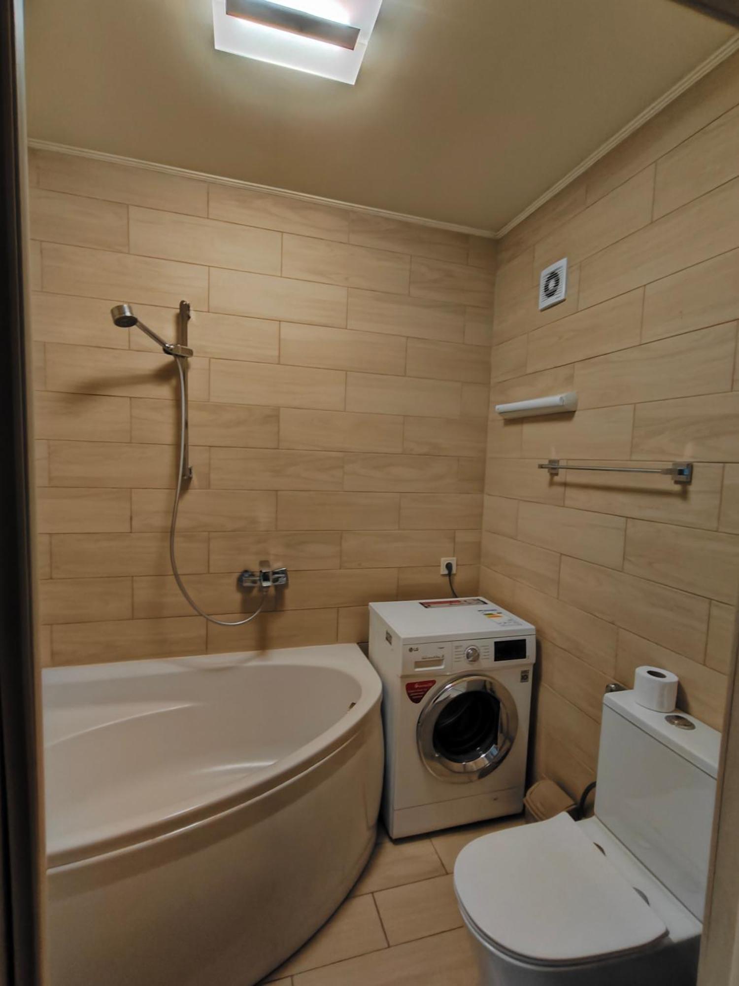 Vanilla Vip Apartment 利沃夫 外观 照片